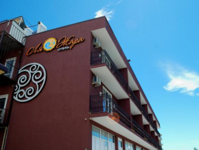Hotel Lya Zhara